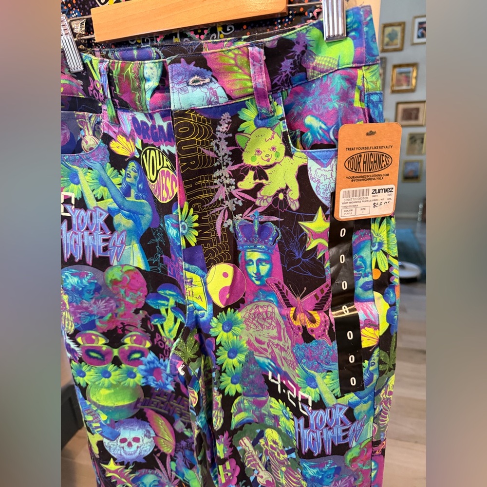 Zumiez Multicolor Graphic Women's Jeans - Picture 2 of 6